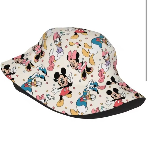 🧢Disney Character Print Bucket 🧢 - Picture 2 of 3